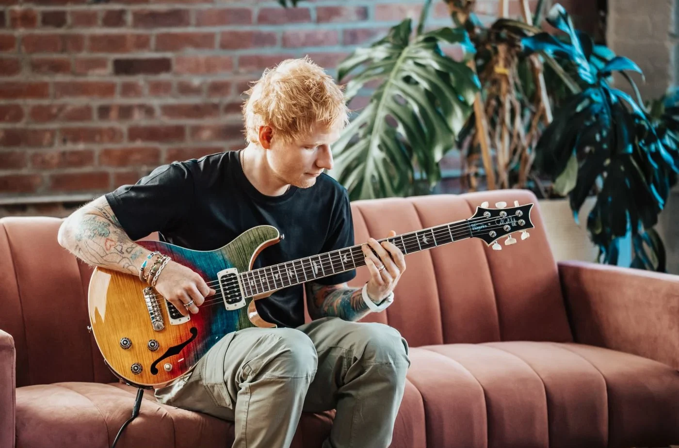PRS SE ED SHEERAN HOLLOWBODY I PIEZO BARITONE KALEIDOSCOPE