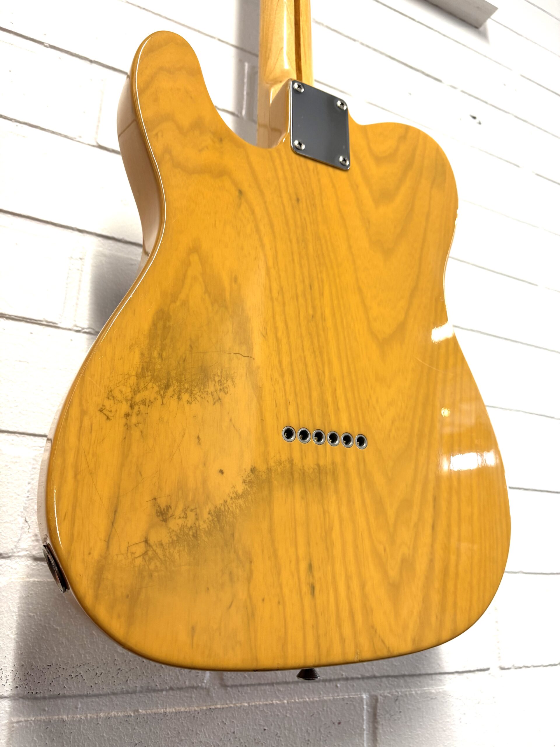 KÄYTETTY FENDER VINTAGE HOT ROD 52 TELECASTER
