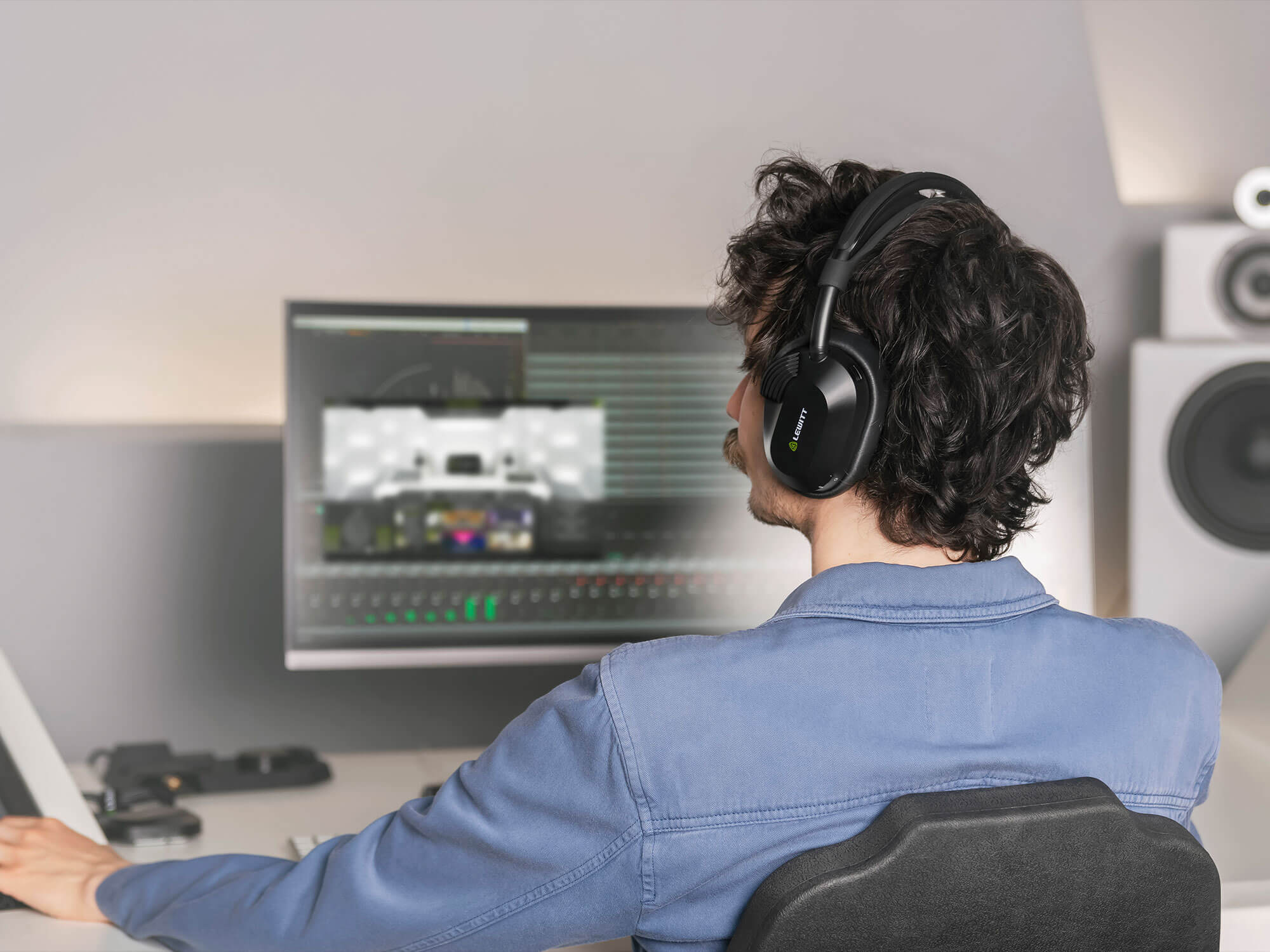 LEWITT LW6 WIRELESS STUDIO HEADPHONES